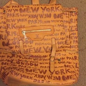 Louis Vuitton Book-sack